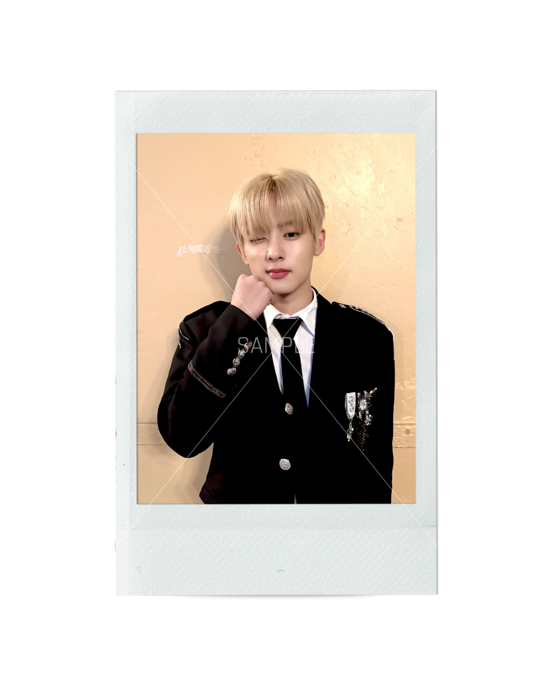 YOUNITE Montreal Polaroid